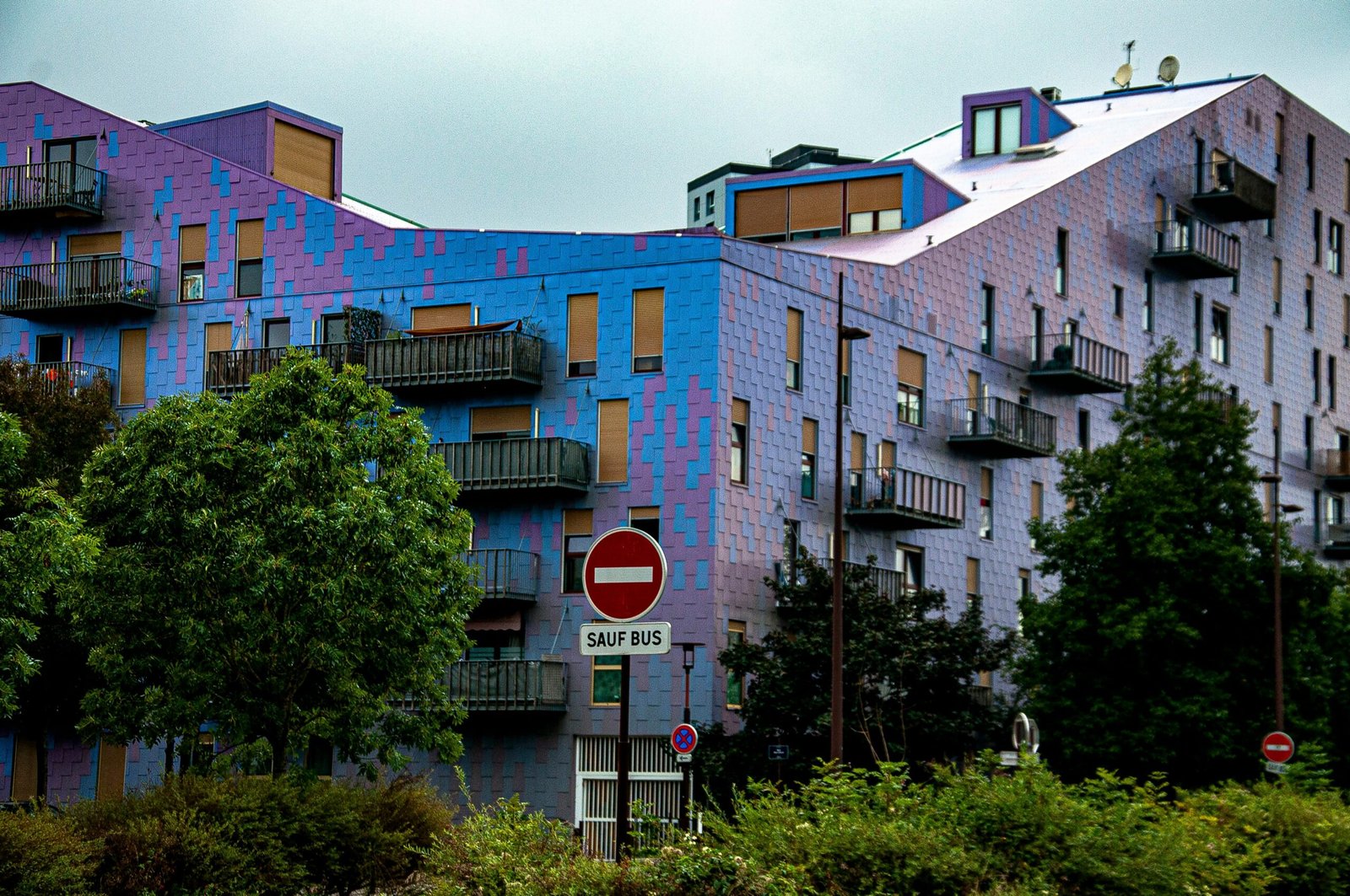 Vibrant architectural facade in Nantes, France featuring bold colors and unique design.